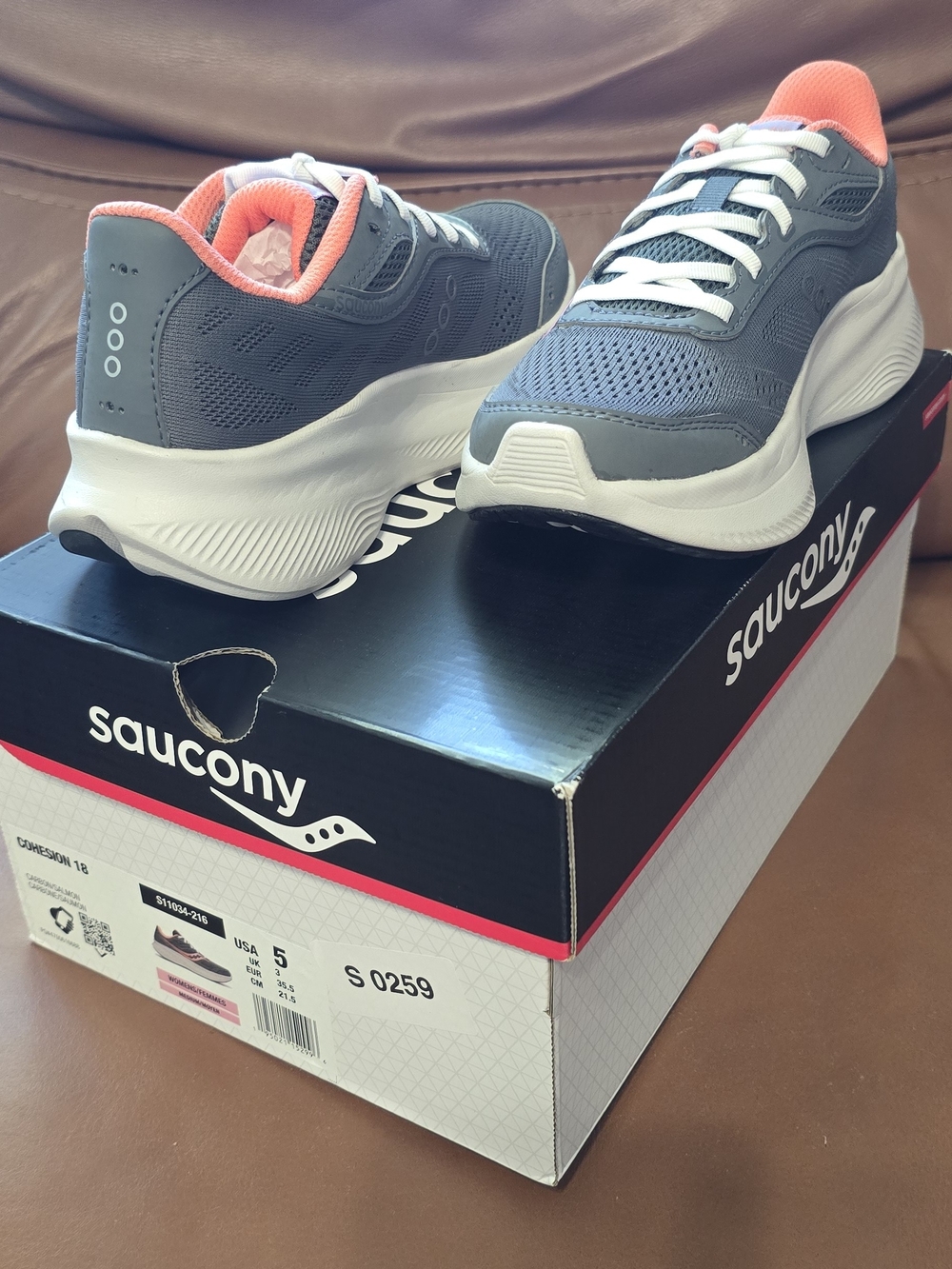 Saucony Cohesion 18 Women's Running Shoes Size 5 youth 3.5